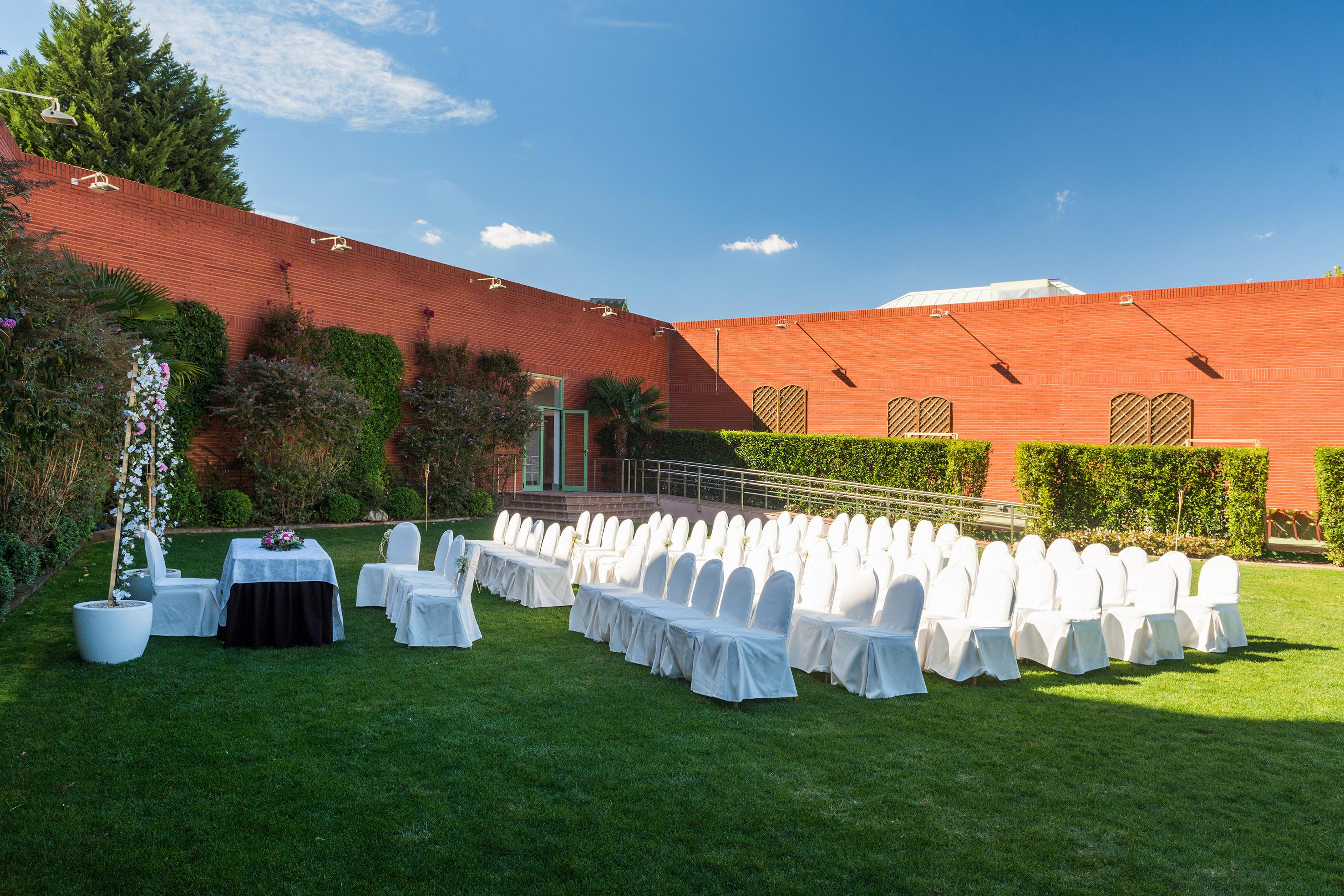 Hotel Guadalajara & Conference Center Affiliated By Melia Extérieur photo