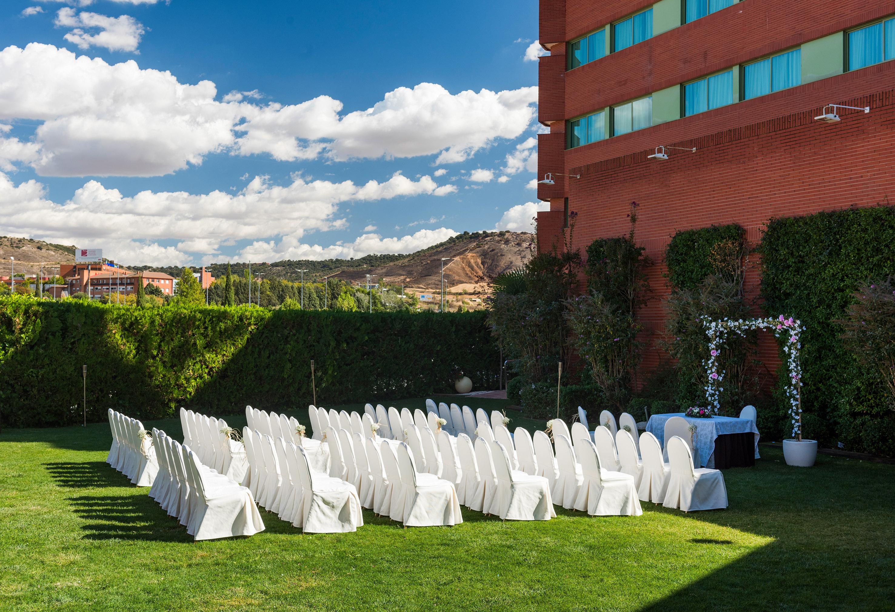 Hotel Guadalajara & Conference Center Affiliated By Melia Extérieur photo