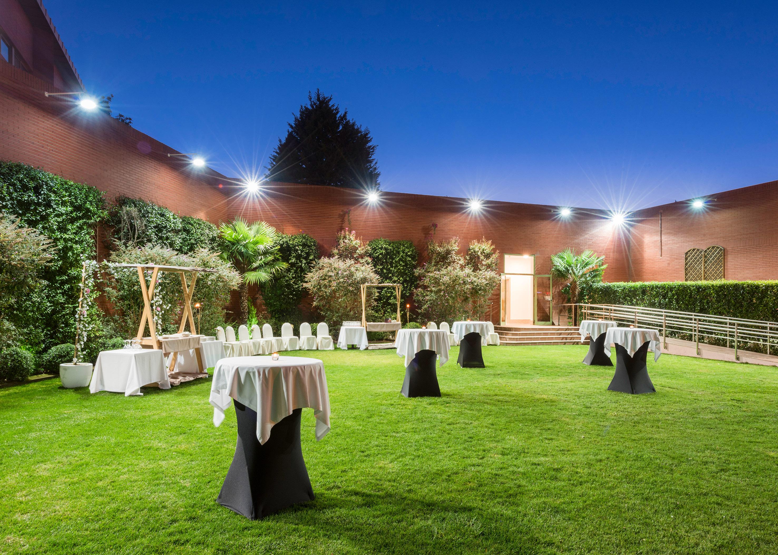 Hotel Guadalajara & Conference Center Affiliated By Melia Extérieur photo