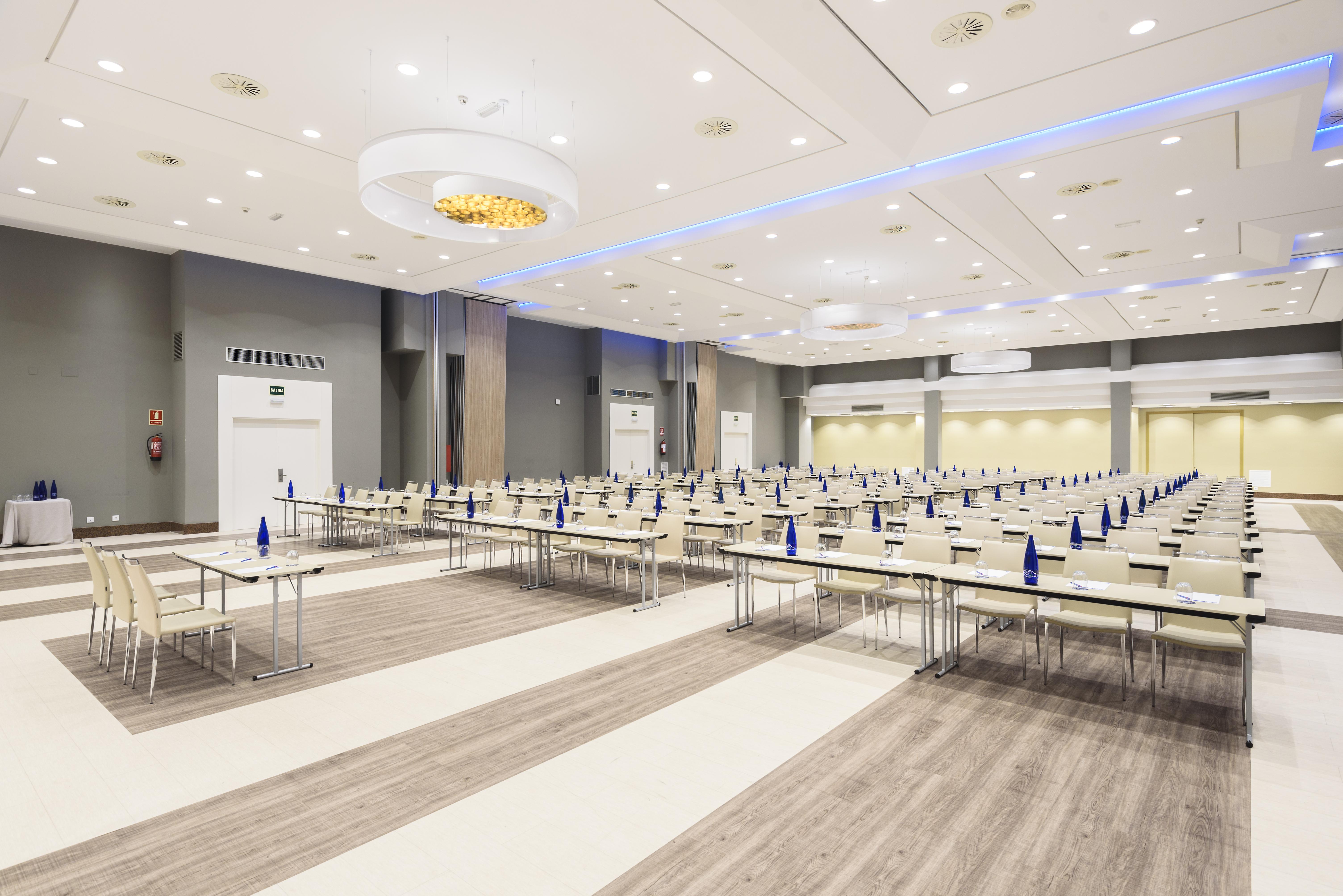 Hotel Guadalajara & Conference Center Affiliated By Melia Extérieur photo