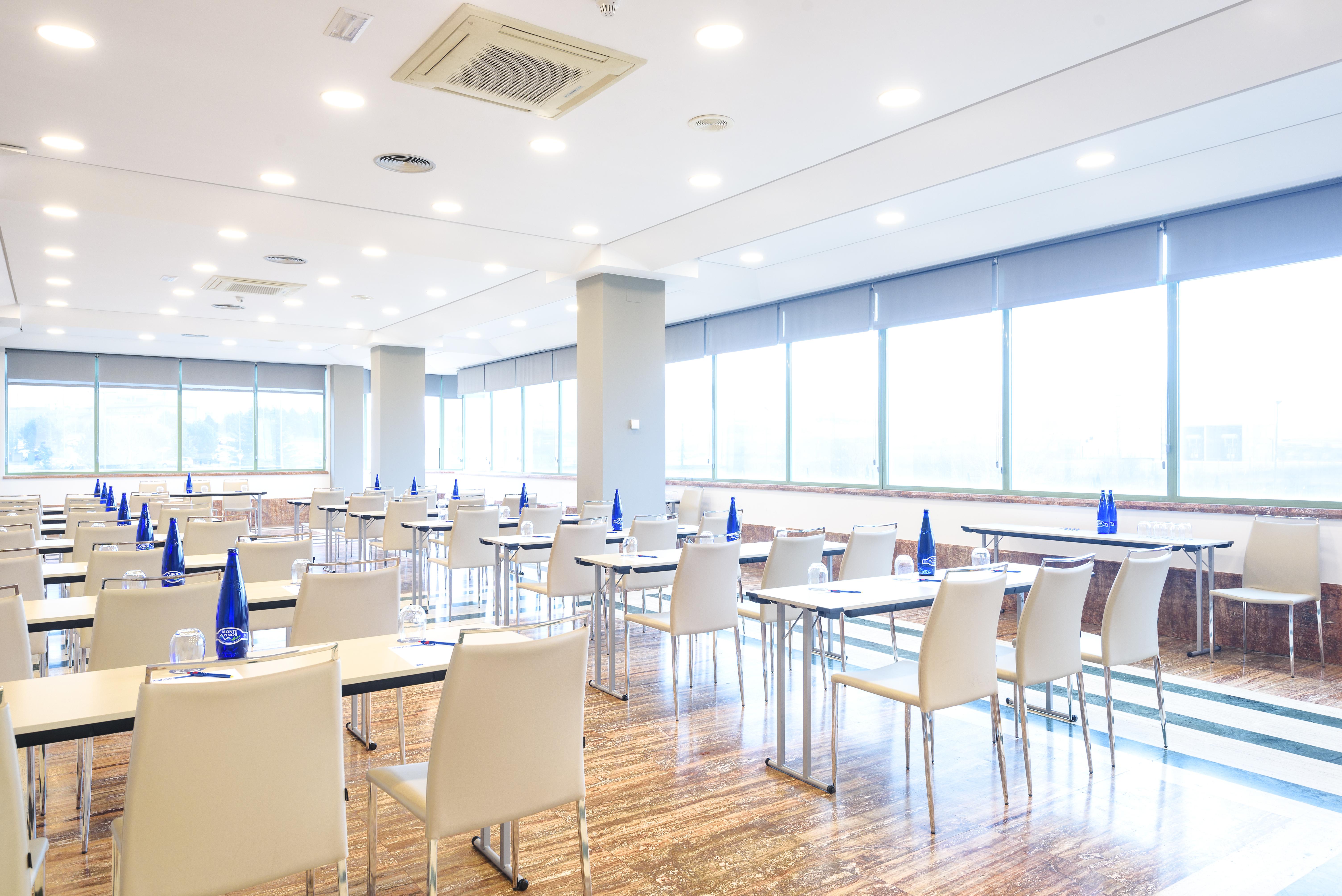 Hotel Guadalajara & Conference Center Affiliated By Melia Extérieur photo