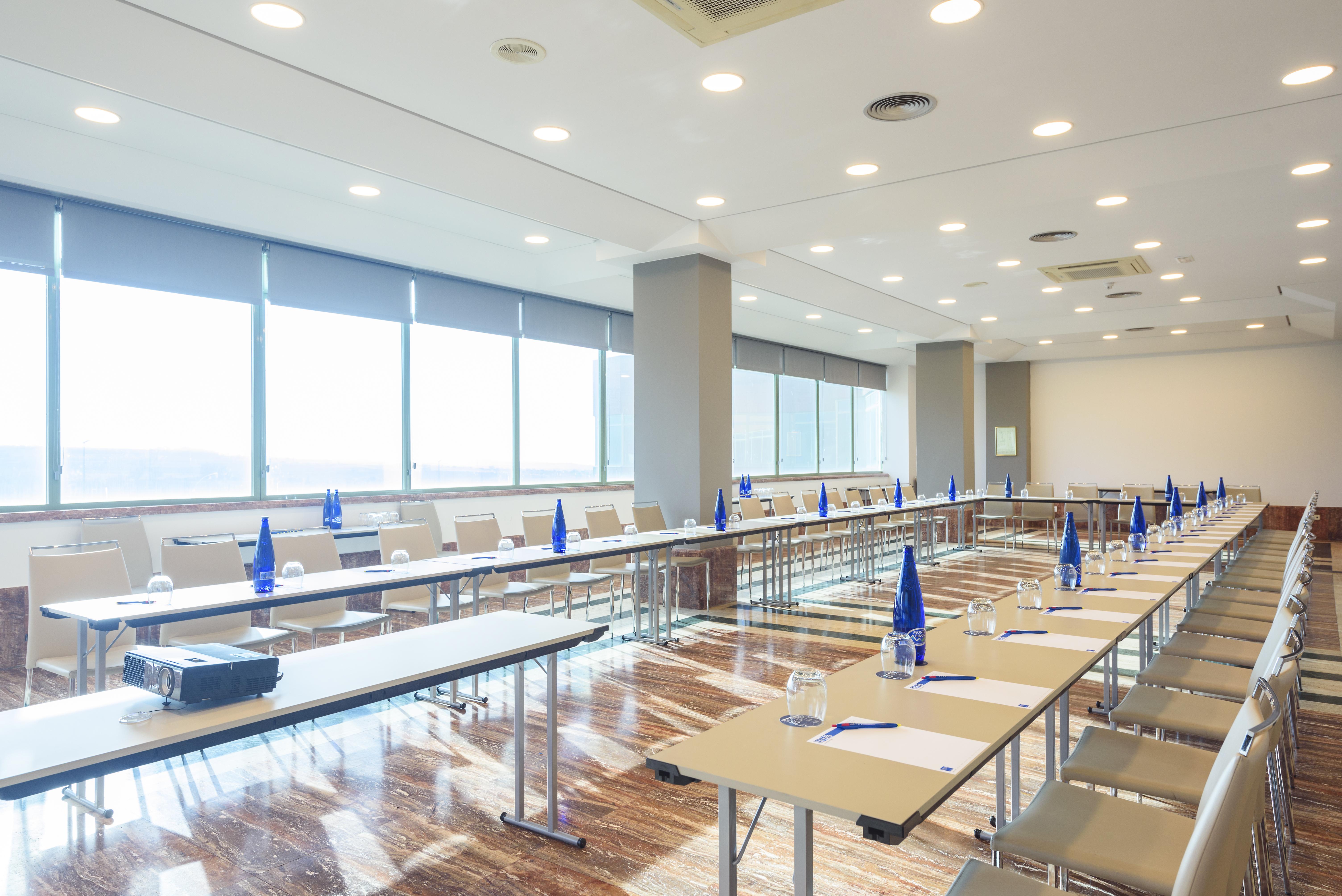 Hotel Guadalajara & Conference Center Affiliated By Melia Extérieur photo